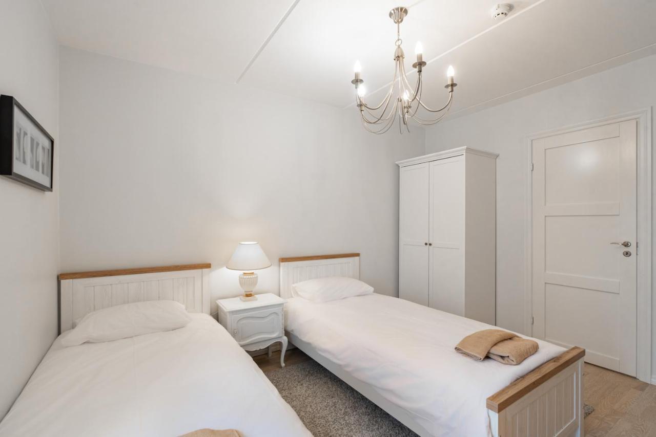 Airhome - Black&White Tallinn Ngoại thất bức ảnh
