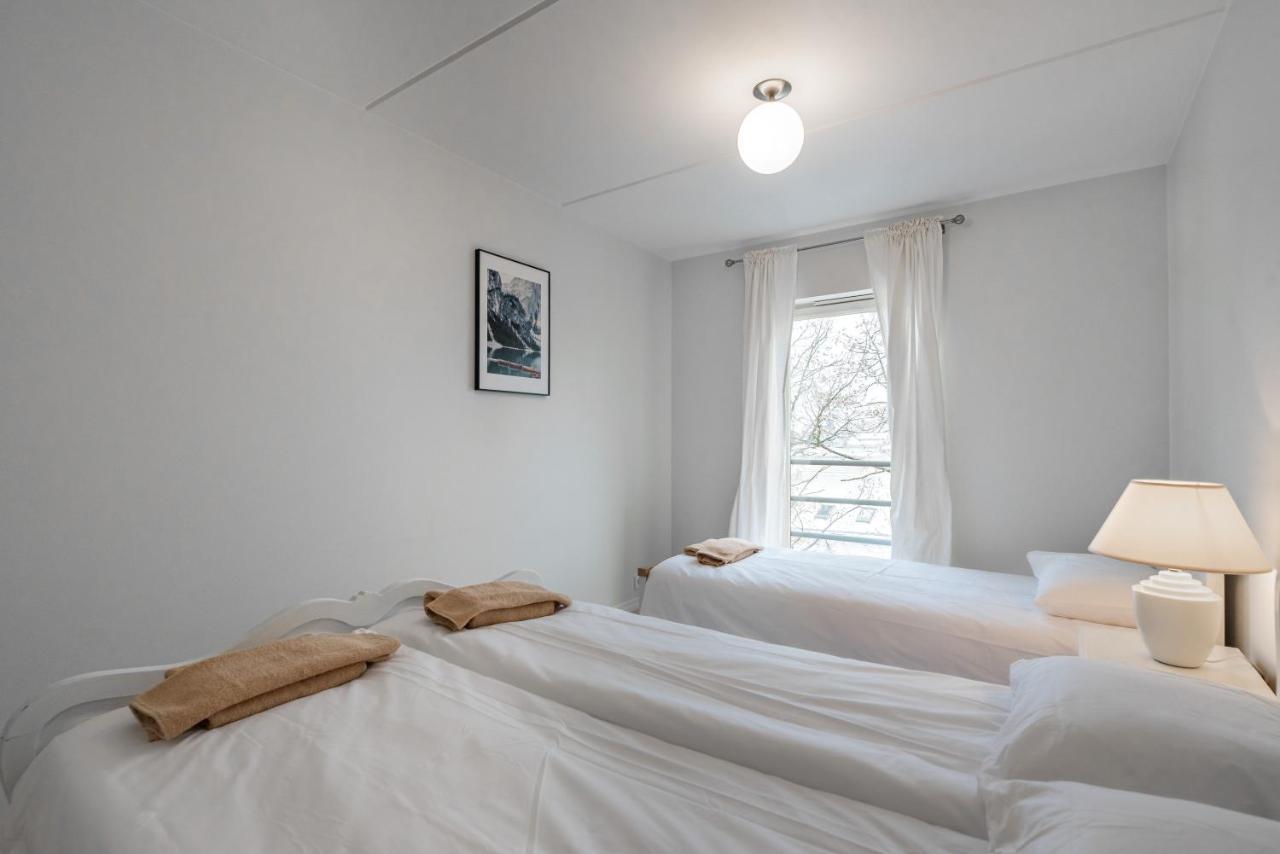 Airhome - Black&White Tallinn Ngoại thất bức ảnh